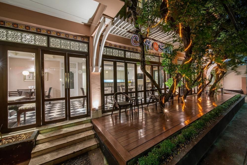 Отель La Petite Salil Sukhumvit 8 Бангкок Экстерьер фото